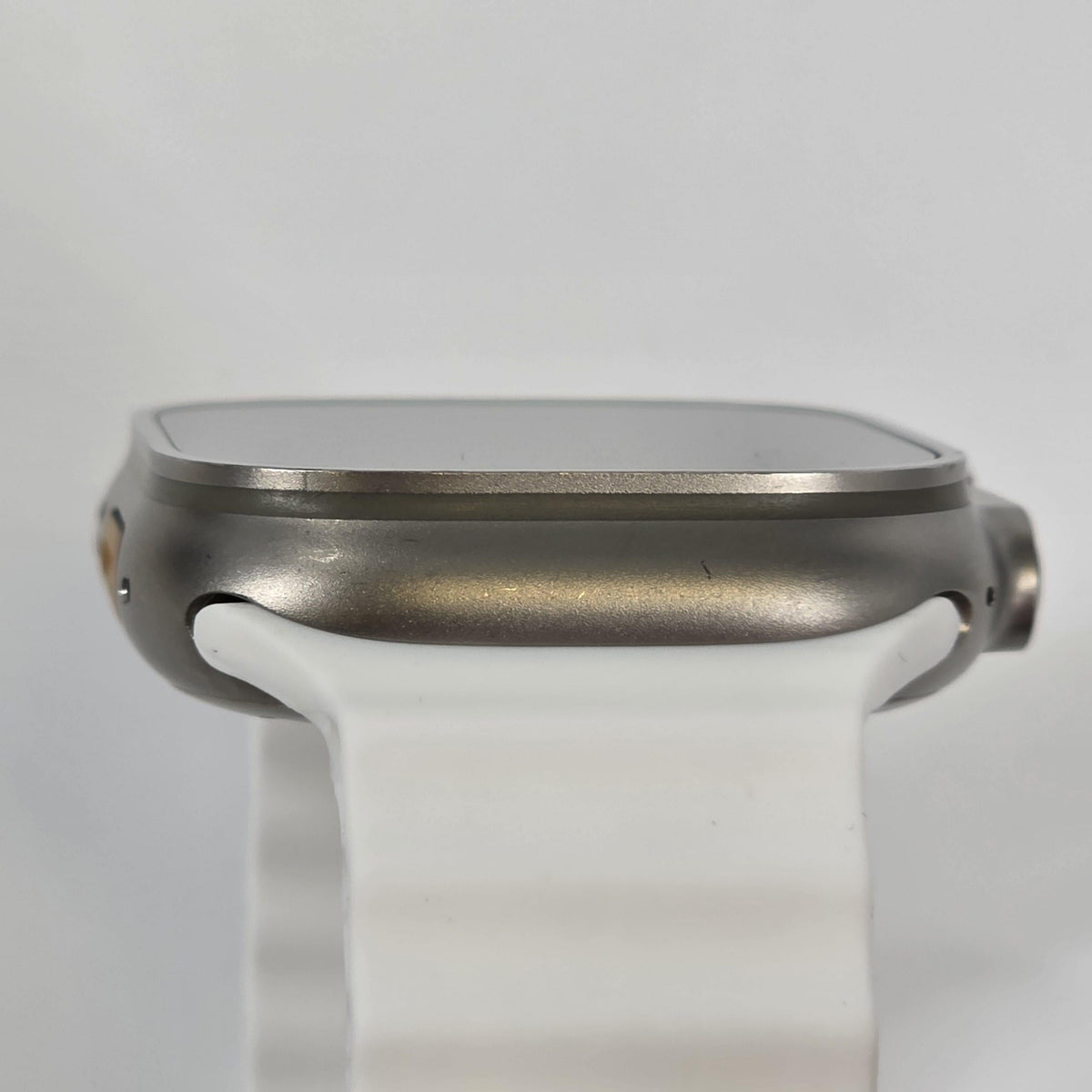 Apple Watch (Ultra 2) 49mm Natural Unlocked 64GB