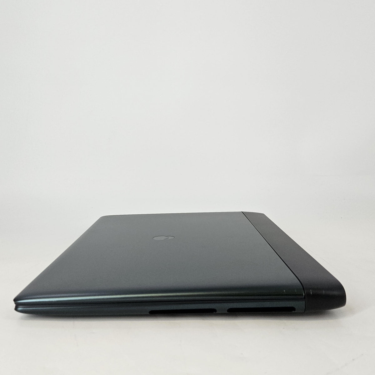 Dell Alienware 18 Area-51 Teal 2.7 GHz Intel Core Ultra 9 Series 2 32GB RAM 2TB Solid State Drive NVIDIA GeForce RTX 5080 16 GB