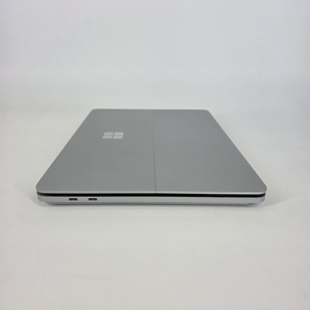 Microsoft Surface Laptop Studio 14.4 Silver 3.3 GHz Intel Core i7 11th Gen. 16GB RAM 512GB Solid State Drive NVIDIA GeForce RTX 3050 Ti 4 GB