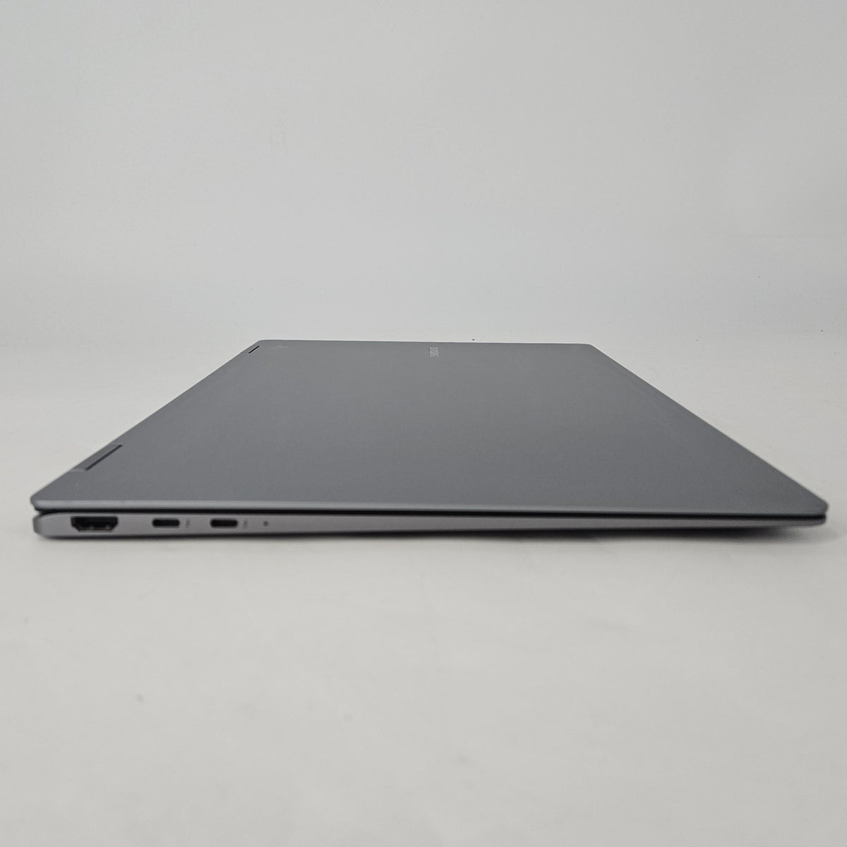 Samsung Galaxy Book5 Pro 360 16 Gray 2.2 GHz Intel Core Ultra 7 Series 2 32GB RAM 1TB Solid State Drive