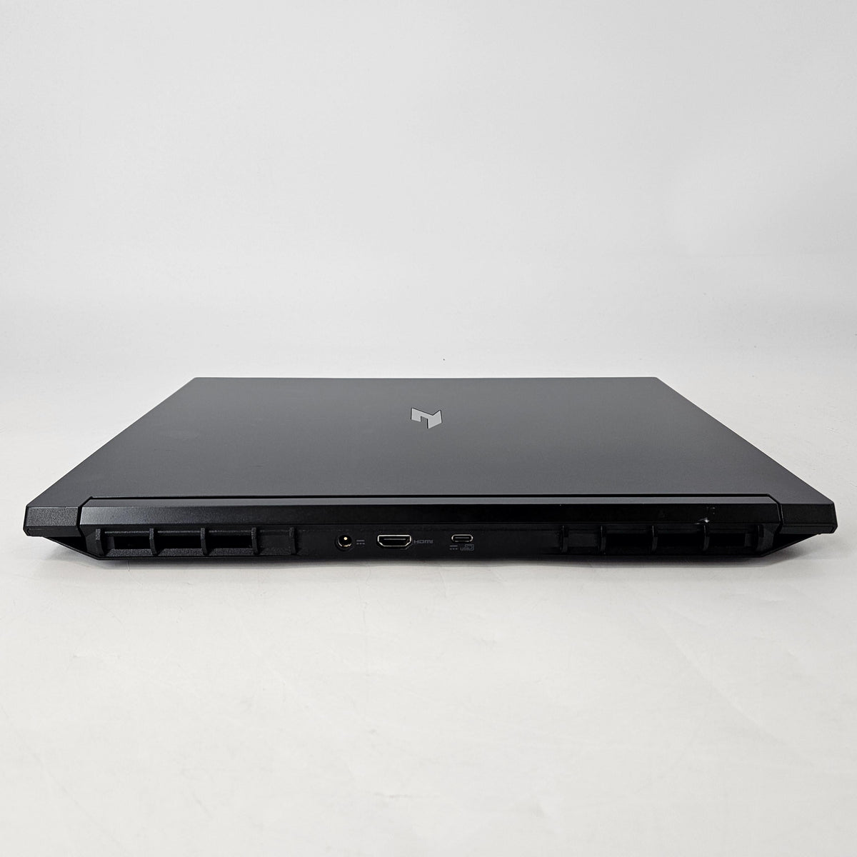 Acer Nitro V 16 AI Black 4.3 GHz AMD Ryzen 5 240 16GB RAM 512GB Solid State Drive NVIDIA GeForce RTX 5050 8 GB