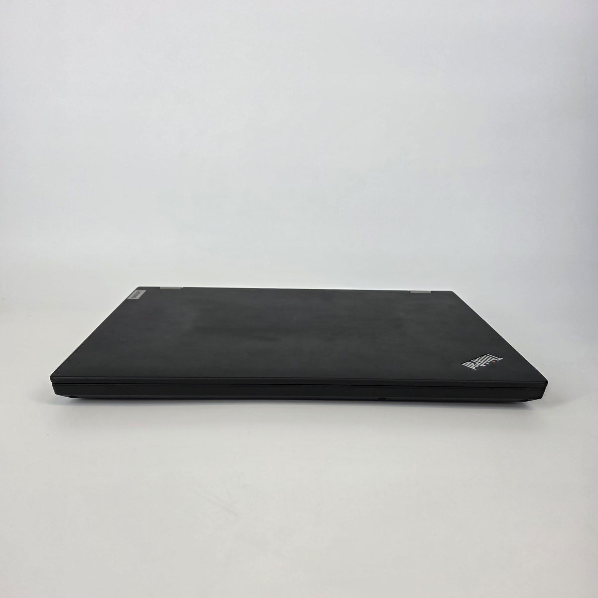 Lenovo ThinkPad P15 Gen 2 Black 2.3 GHz Intel Core i7 11th Gen. 32GB RAM 1TB Solid State Drive NVIDIA RTX A4000 8 GB