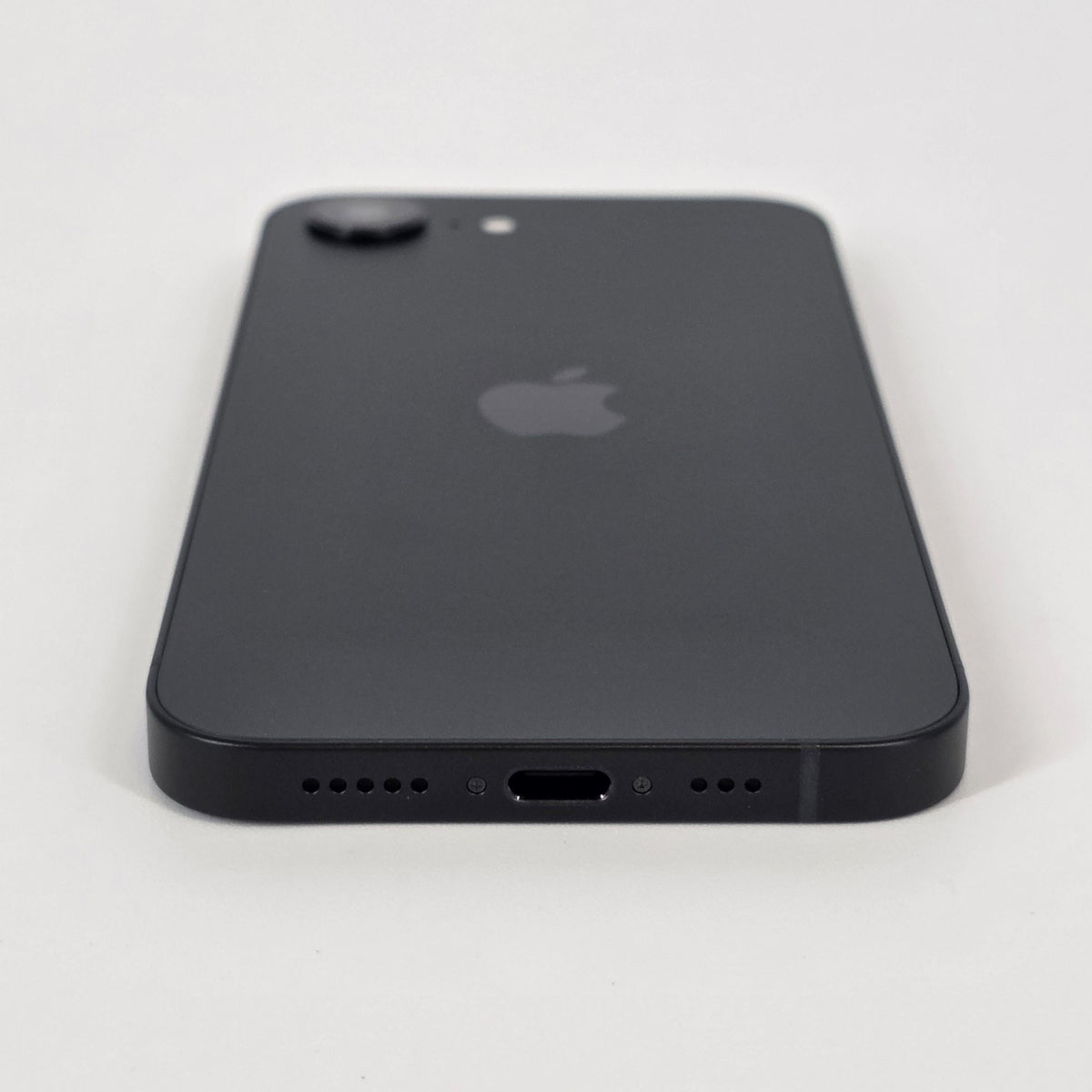 iPhone 16e 128GB Black (Cricket)