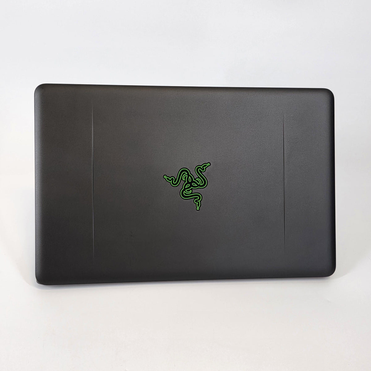 Razer Blade Stealth 13 2017 Black 1.8 GHz Intel Core i7 8th Gen. 16GB RAM 256GB Solid State Drive