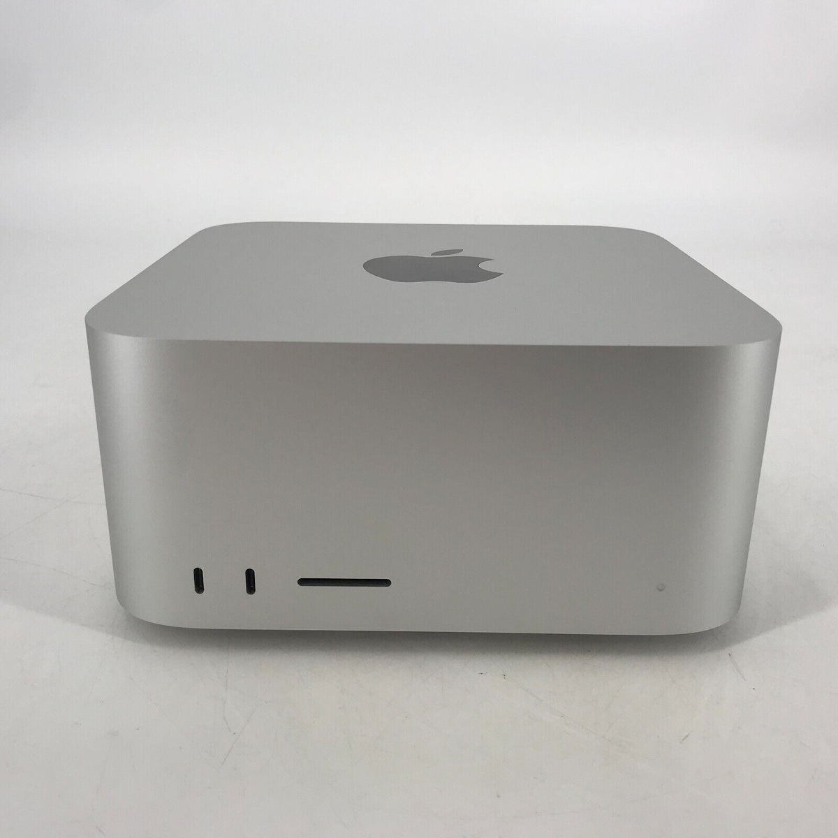 Mac Studio 2025 M3 Ultra 28-Core CPU 60-Core GPU 96GB 1TB - Excellent