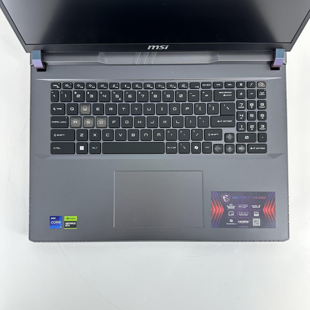 MSI Vector 17 HX 17 Gray 2.2 GHz Intel Core i9 14th Gen. 32GB RAM 1TB Solid State Drive NVIDIA GeForce RTX 4070 8 GB