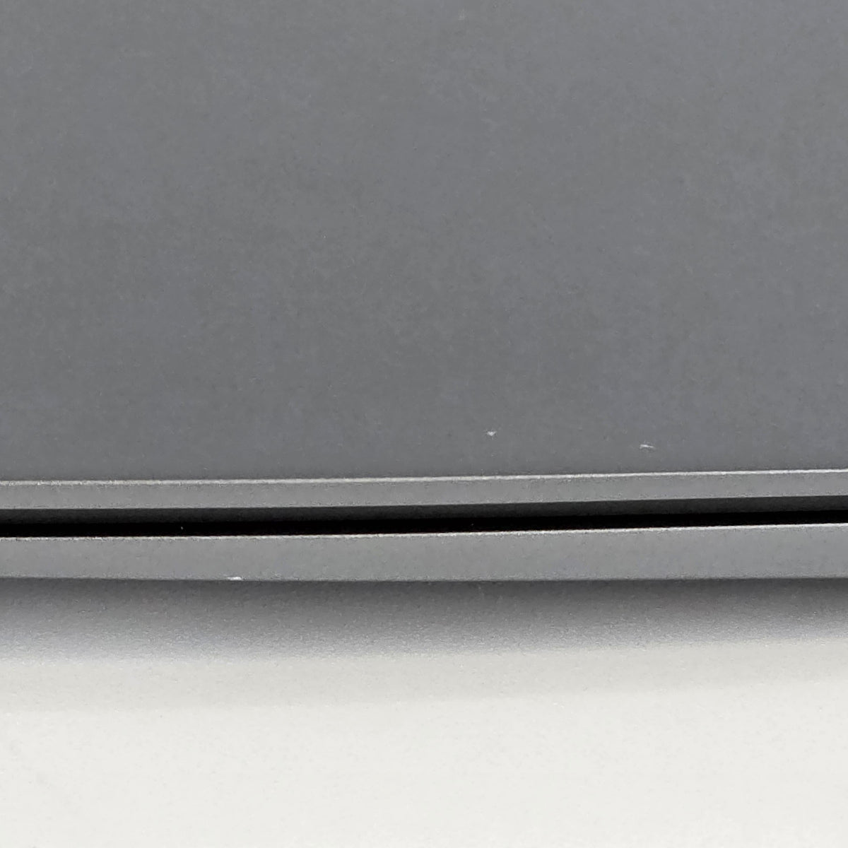 Samsung Galaxy Book5 Pro 360 16 Silver 2.2 GHz Intel Core Ultra 7 Series 2 16GB RAM 1TB Solid State Drive