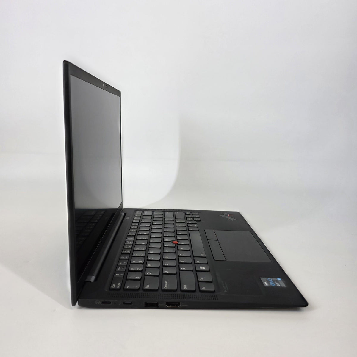 Lenovo ThinkPad X1 Carbon Gen 9 14 Black 2.8 GHz Intel Core i7 11th Gen. 16GB RAM 1TB Solid State Drive