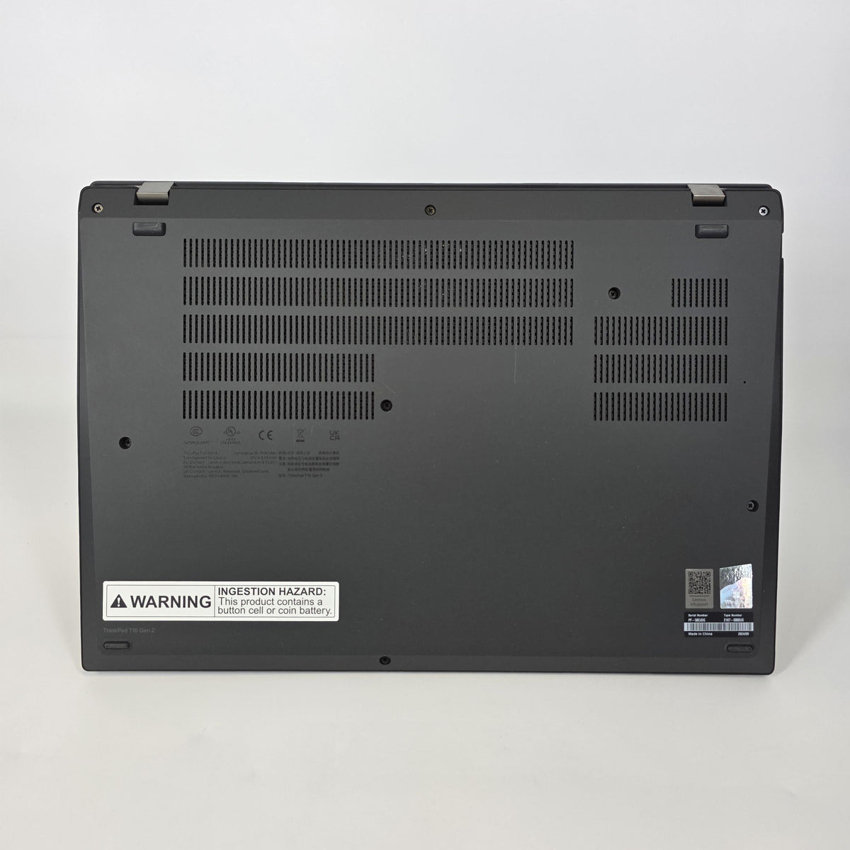 Lenovo ThinkPad T16 Gen 2 Black 3.3 GHz AMD Ryzen 7 Pro 7840U 16GB RAM 512GB Solid State Drive