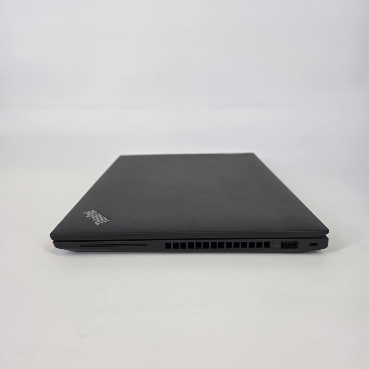 Lenovo ThinkPad T14 Gen 4 Gray 1.8 GHz Intel Core i7 13th Gen. 32GB RAM 512GB Solid State Drive