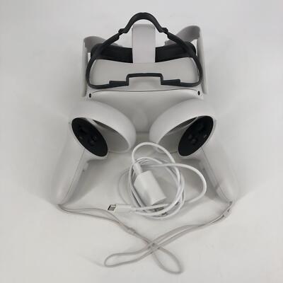 Meta Quest 2 VR Headset 256GB Excellent Condition w/ Charger/Controllers