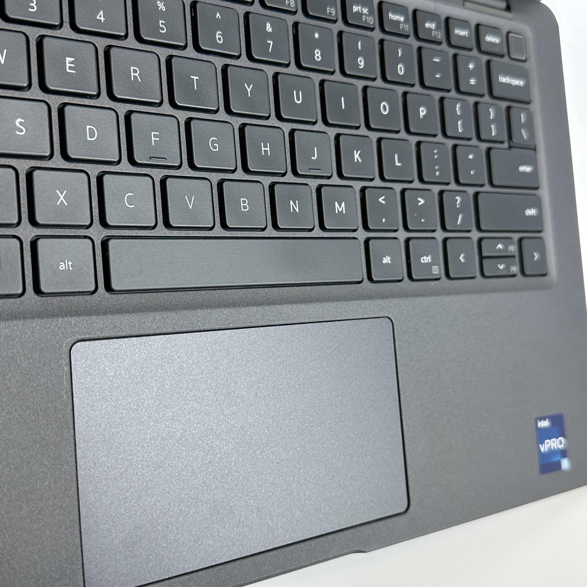 Dell Latitude 7430 14 Black 2.2 GHz Intel Core i7 12th Gen. 16GB RAM 512GB Solid State Drive