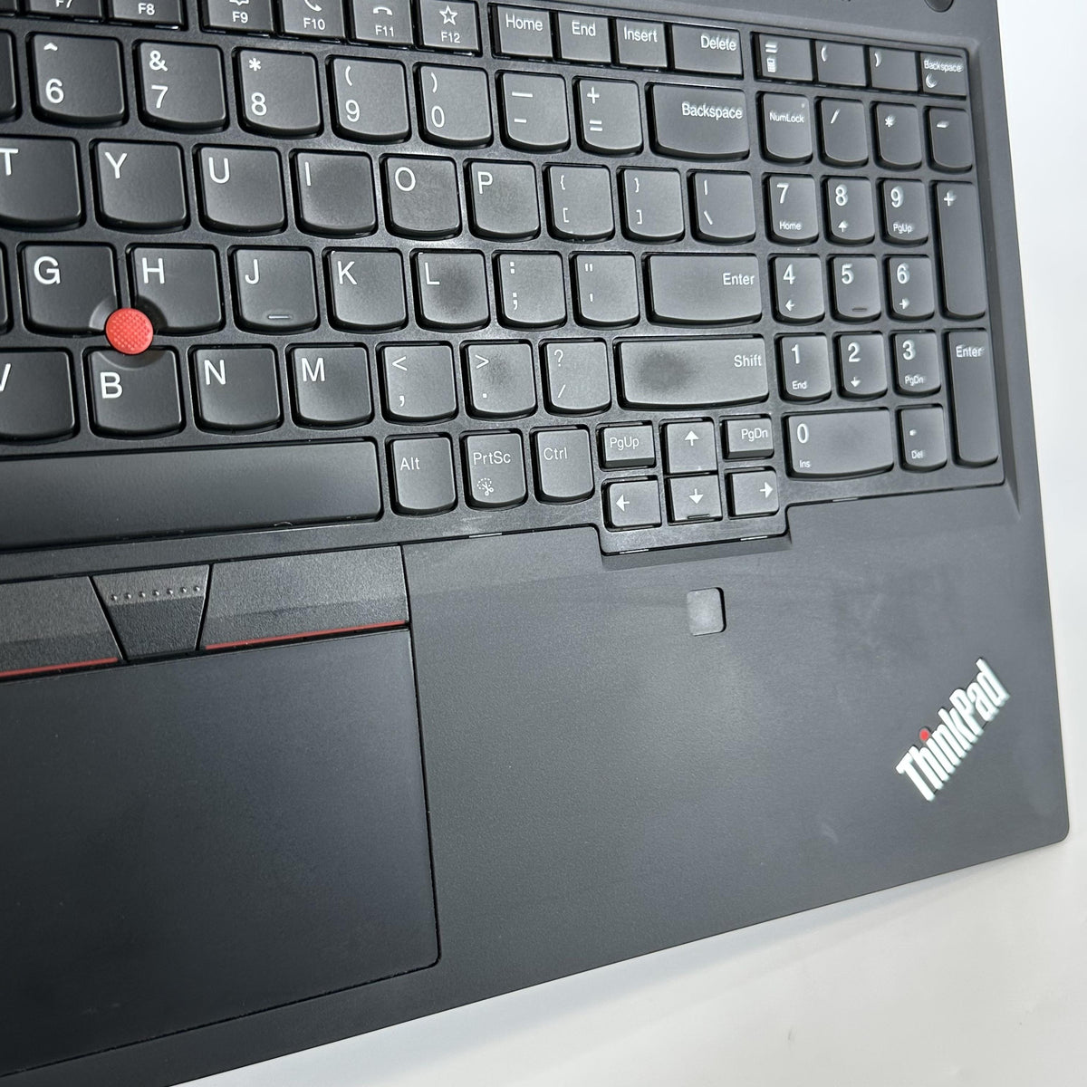Lenovo ThinkPad P15 Gen 2 Black 2.3 GHz Intel Core i7 11th Gen. 32GB RAM 1TB Solid State Drive NVIDIA RTX A4000 8 GB