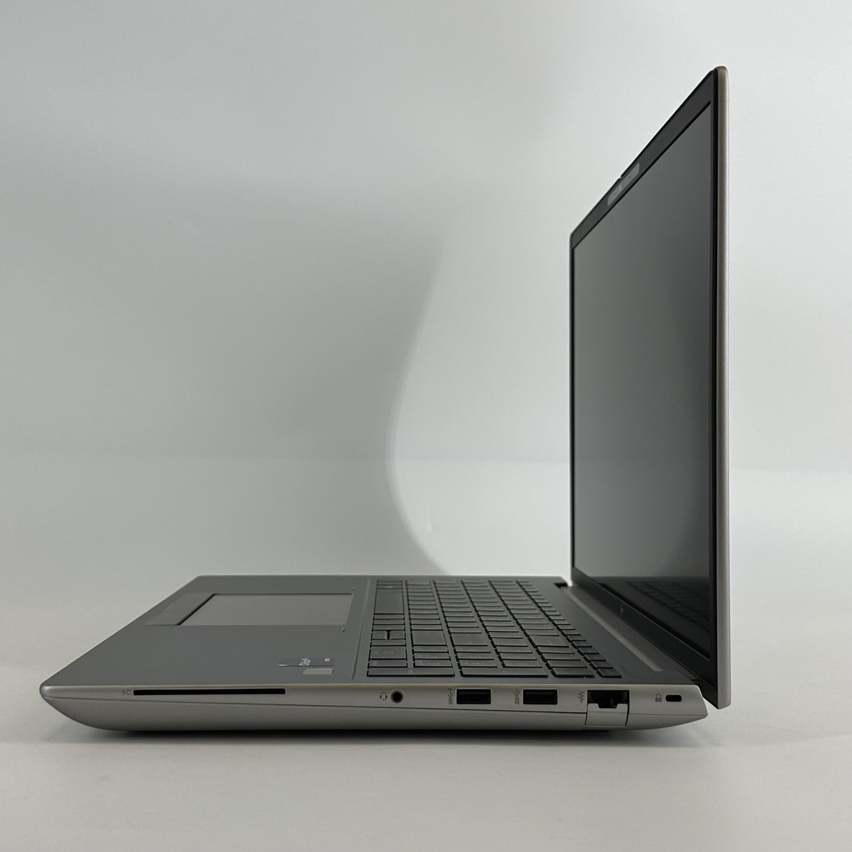 HP ZBook Fury 16 G9 Gray 2.1 GHz Intel Core i7 12th Gen. 32GB RAM 1TB Solid State Drive NVIDIA RTX A2000 8 GB