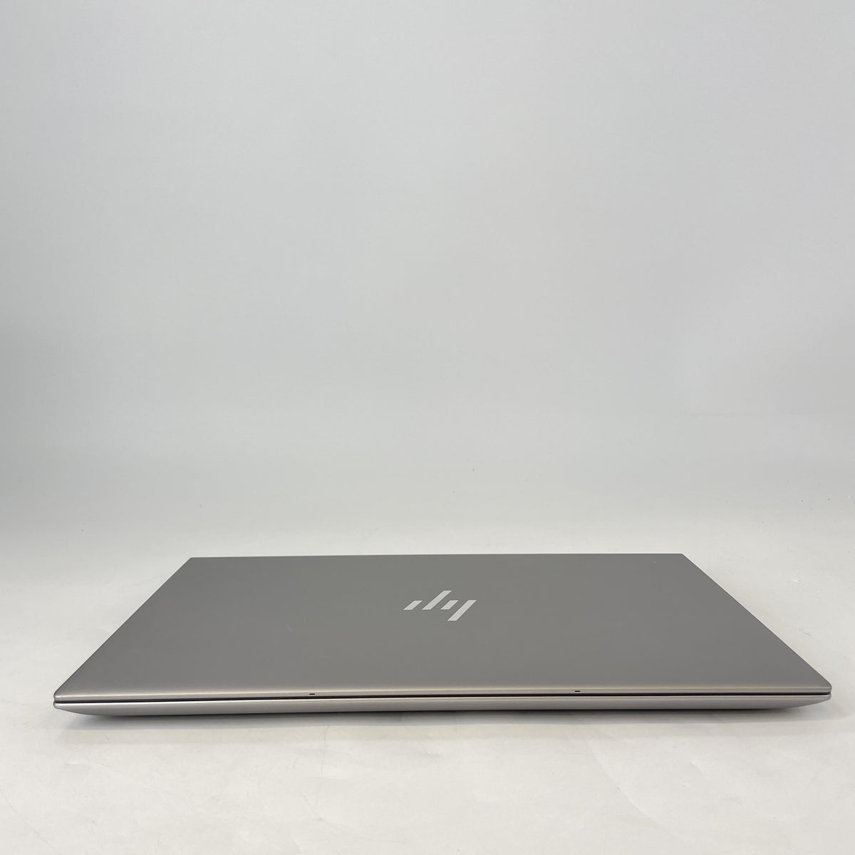 HP ZBook Studio 16 G11 Silver 1.4 GHz Intel Core Ultra 7 32GB RAM 512GB Solid State Drive NVIDIA RTX 1000 Ada 6 GB