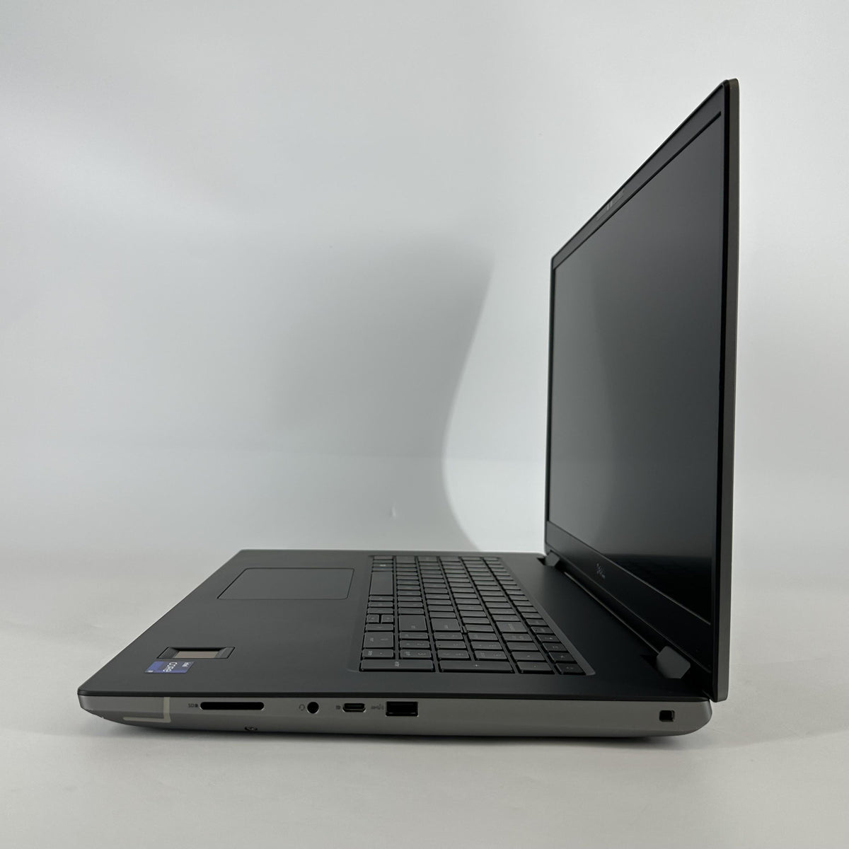 Dell Precision 7770 17.3 Gray 2.3 GHz Intel Core i9 12th Gen. 64GB RAM 512GB Solid State Drive NVIDIA RTX A5500 16 GB