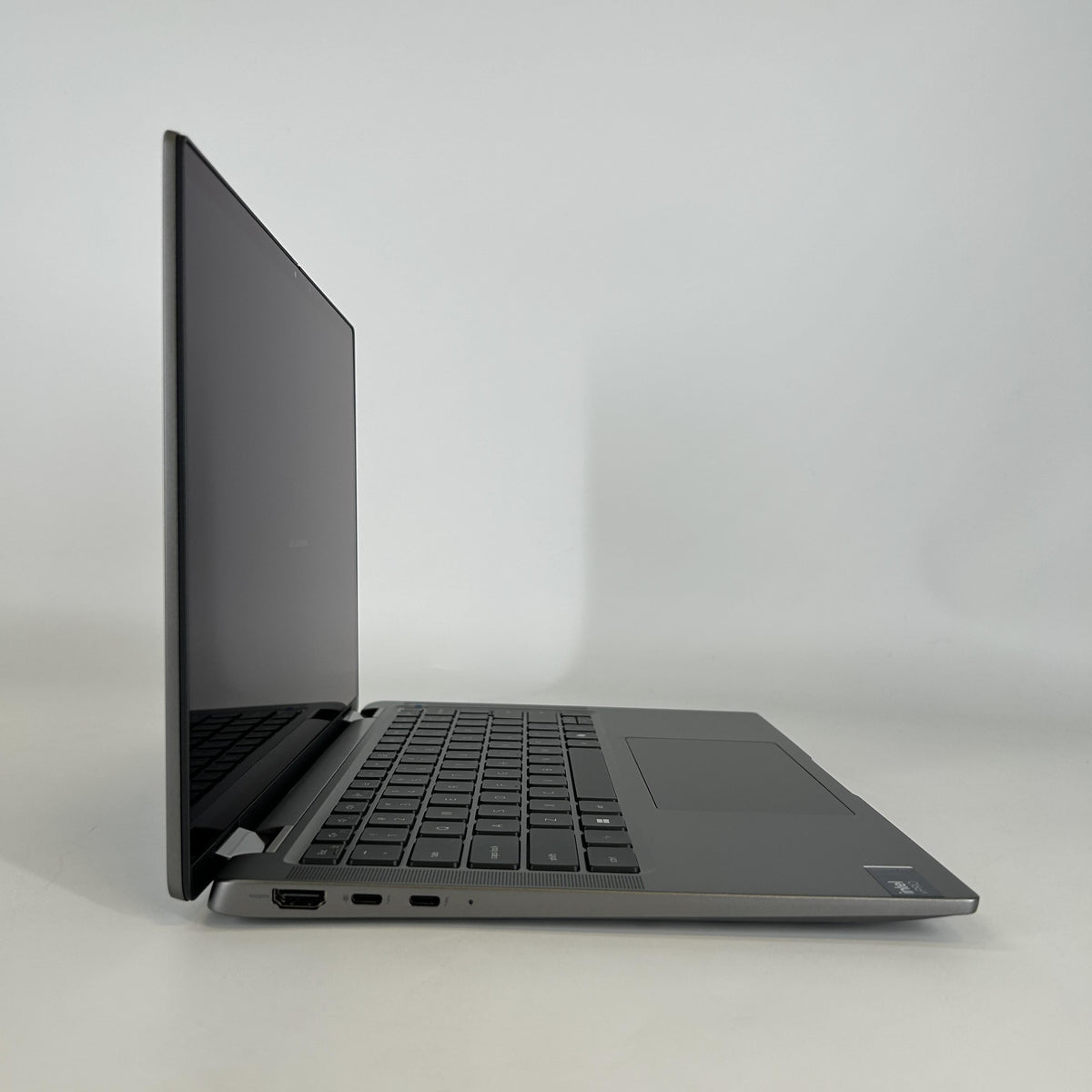 Dell Latitude 7450 (2-in-1) 14 Gray 2.1 GHz Intel Core Ultra 5 16GB RAM 256GB Solid State Drive