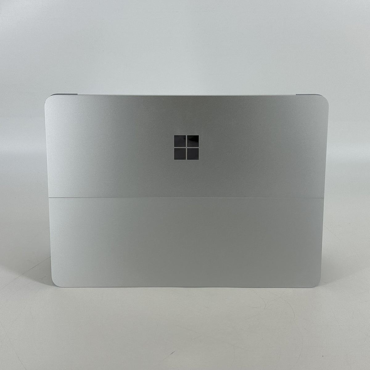 Microsoft Surface Laptop Studio 2 14.4 Silver 2.9 GHz Intel Core i7 13th Gen. 64GB RAM 1TB Solid State Drive NVIDIA GeForce RTX 4060 8 GB
