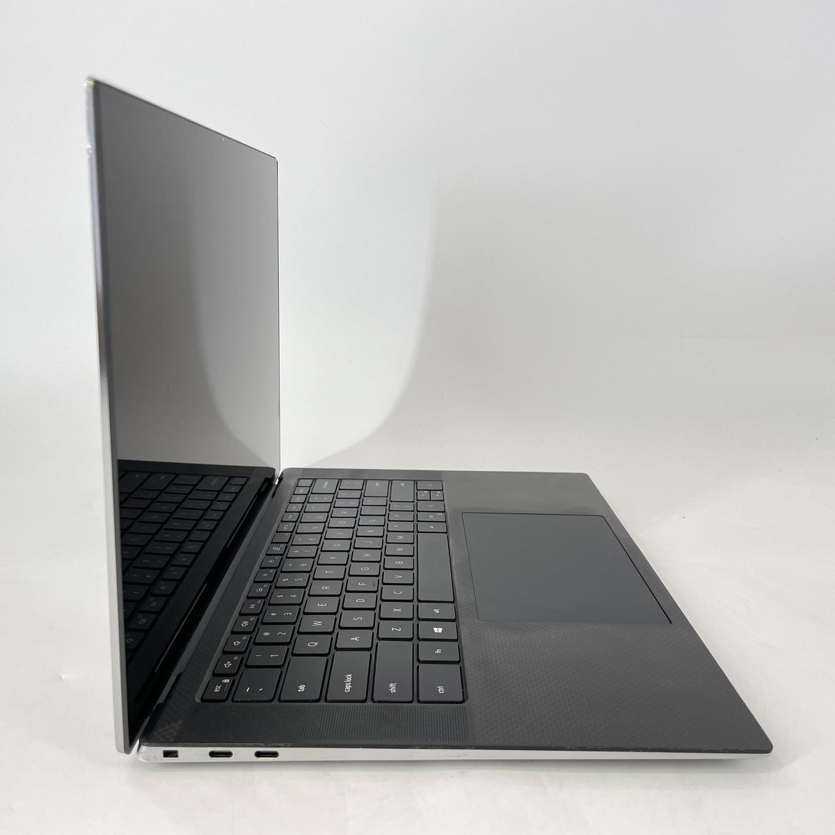 Dell Precision 5550 15.6 Gray 2.3 GHz Intel Core i7 10th Gen. 64GB RAM 2TB Solid State Drive NVIDIA Quadro T2000 4 GB