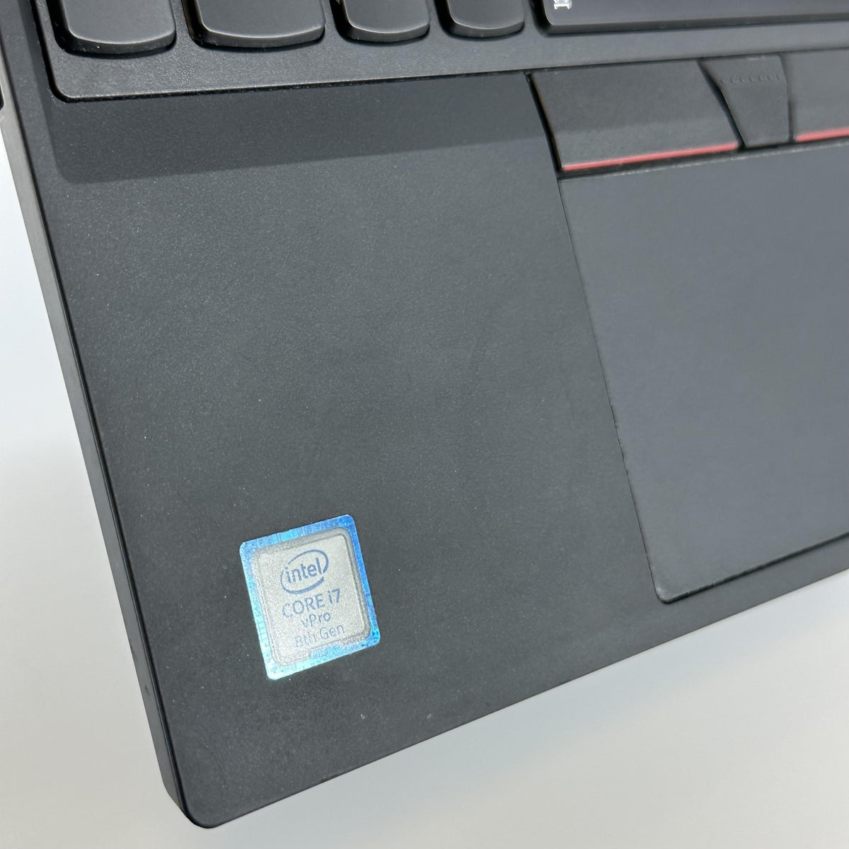 Lenovo ThinkPad T590 15.6 Black 1.9 GHz Intel Core i7 8th Gen. 32GB RAM 512GB Solid State Drive
