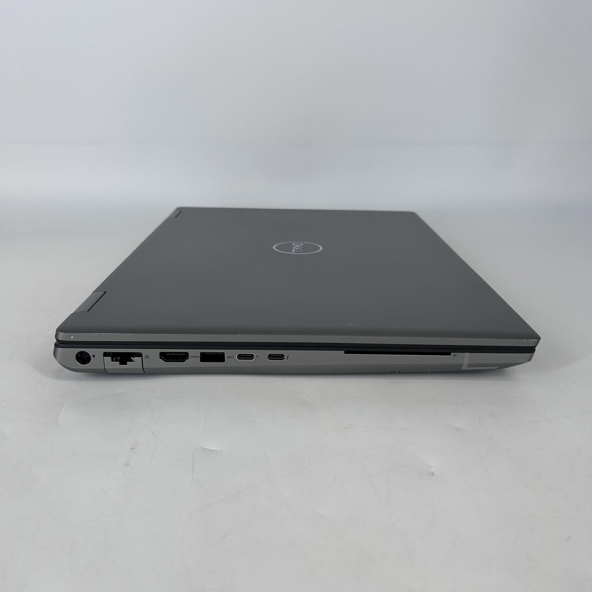 Dell Precision 7680 16 Gray 2.2 GHz Intel Core i9 13th Gen. 64GB RAM 1TB Solid State Drive NVIDIA RTX 3500 Ada 12 GB