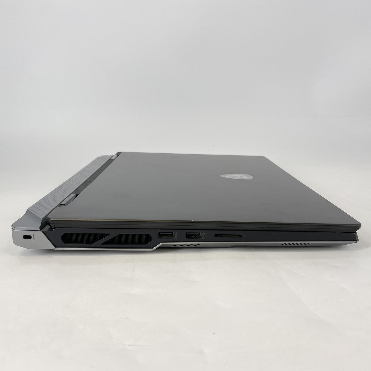 MSI Titan 18 HX 18 Black 2.2 GHz Intel Core i9 14th Gen. 128GB RAM 512GB Solid State Drive 1TB Solid State Drive NVIDIA GeForce RTX 4090 16 GB