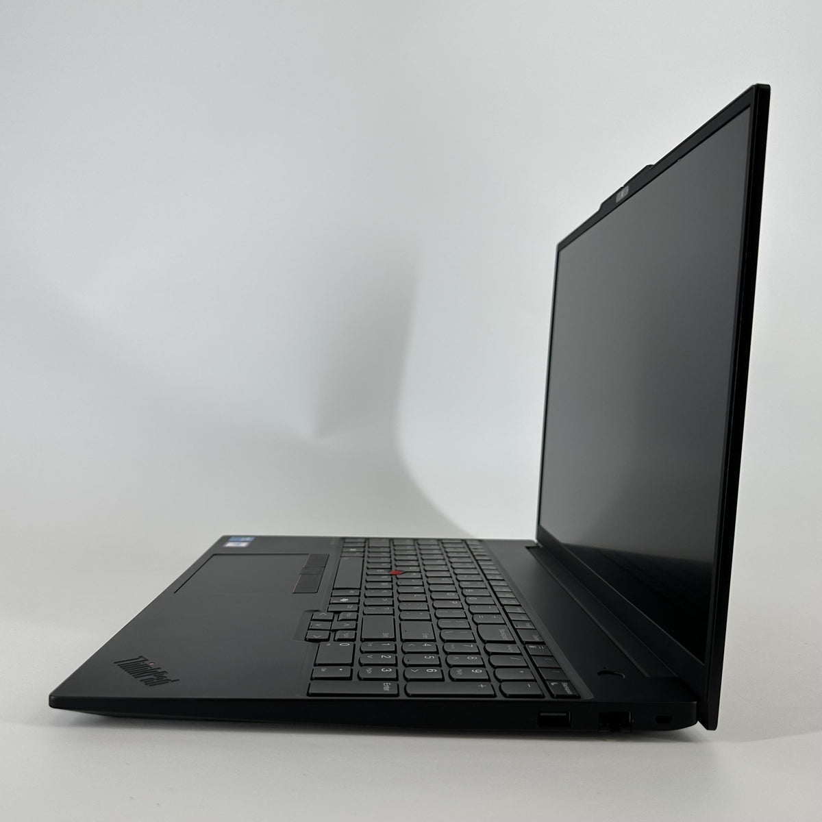Lenovo ThinkPad E16 Gen 3 Black 2.5 GHz Intel Core 7 Series 2 16GB RAM 512GB Solid State Drive
