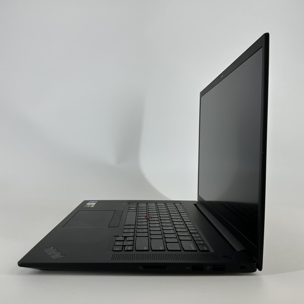 Lenovo ThinkPad X1 Extreme Gen 4 16 Black 2.3 GHz Intel Core i7 11th Gen. 16GB RAM 512GB Solid State Drive NVIDIA GeForce RTX 3060 6 GB