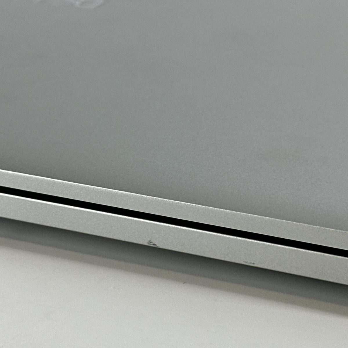 Dell Pro Max 16 Plus MB16250 Magnetite 2.0 GHz Intel Core Ultra 5 Series 2 16GB RAM 512GB Solid State Drive