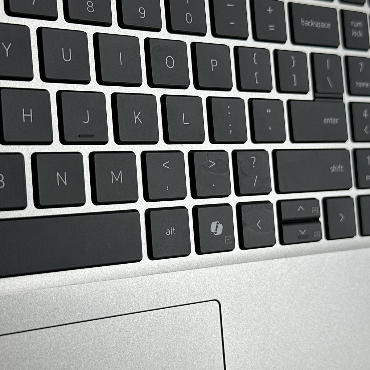 Dell Pro Max 16 Plus MB16250 Magnetite 2.0 GHz Intel Core Ultra 5 Series 2 16GB RAM 512GB Solid State Drive