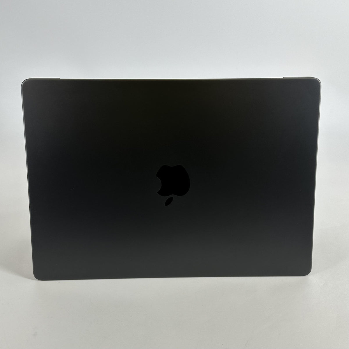Apple MacBook Pro 14 2025 Space Black M5 10-Core CPU 16GB Unified Memory 1TB Solid State Drive 10-Core GPU