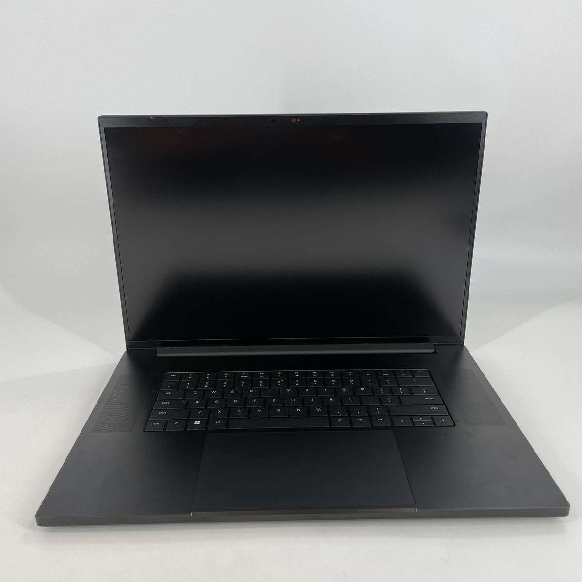Razer Blade 18 2024 Black 2.2 GHz Intel Core i9 14th Gen. 32GB RAM 2TB Solid State Drive NVIDIA GeForce RTX 4090 16 GB