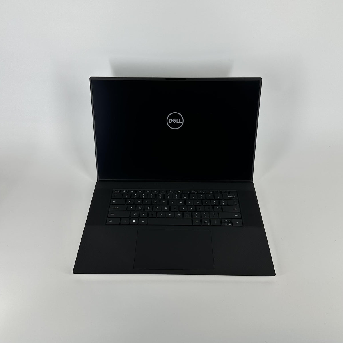 Dell XPS 17 9710 Silver 2.3 GHz Intel Core i7 11th Gen. 16GB RAM 512GB Solid State Drive NVIDIA GeForce RTX 3050 4 GB