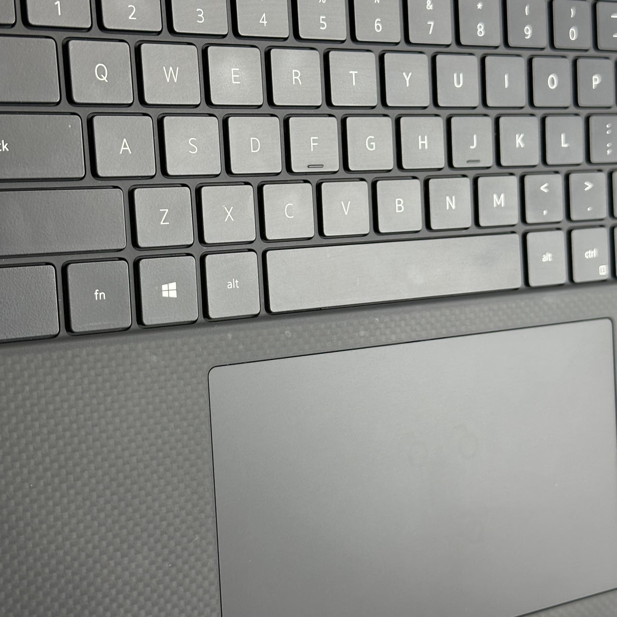 Dell XPS 17 9710 Silver 2.3 GHz Intel Core i7 11th Gen. 16GB RAM 512GB Solid State Drive NVIDIA GeForce RTX 3050 4 GB