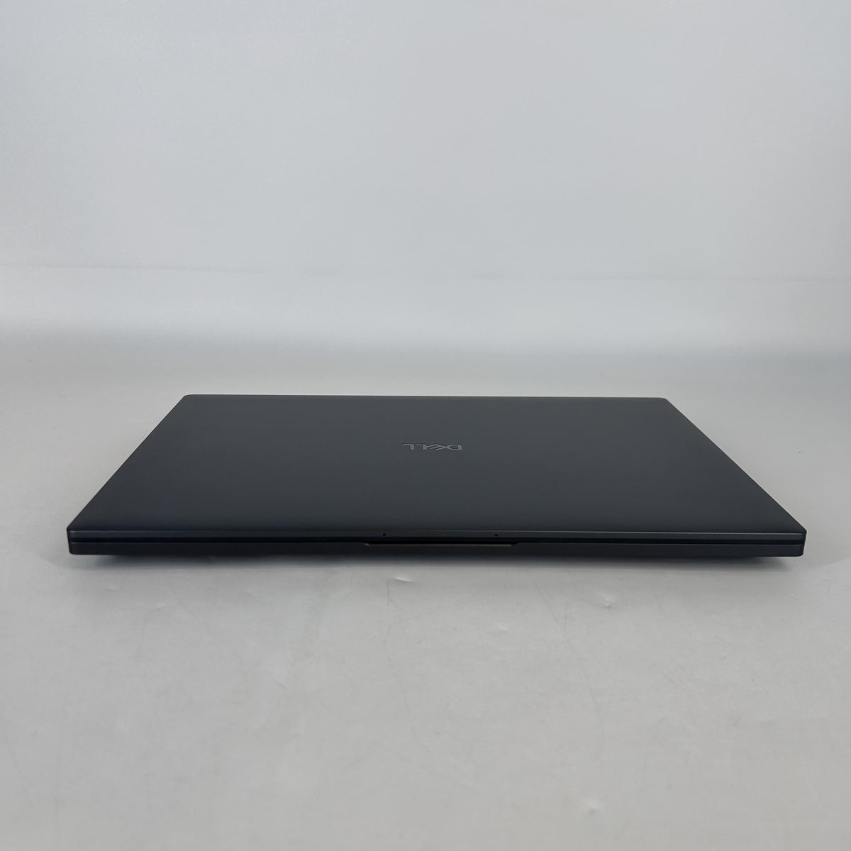 Dell Pro Max 16 Premium MA16250 Magnetite 2.2 GHz Intel Core Ultra 7 Series 2 32GB RAM 1TB Solid State Drive NVIDIA RTX PRO 2000 Blackwell 8 GB