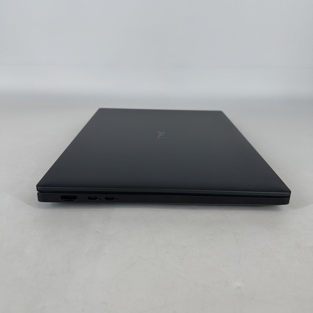 Dell Pro Max 16 Premium MA16250 Magnetite 2.2 GHz Intel Core Ultra 7 Series 2 32GB RAM 1TB Solid State Drive NVIDIA RTX PRO 2000 Blackwell 8 GB