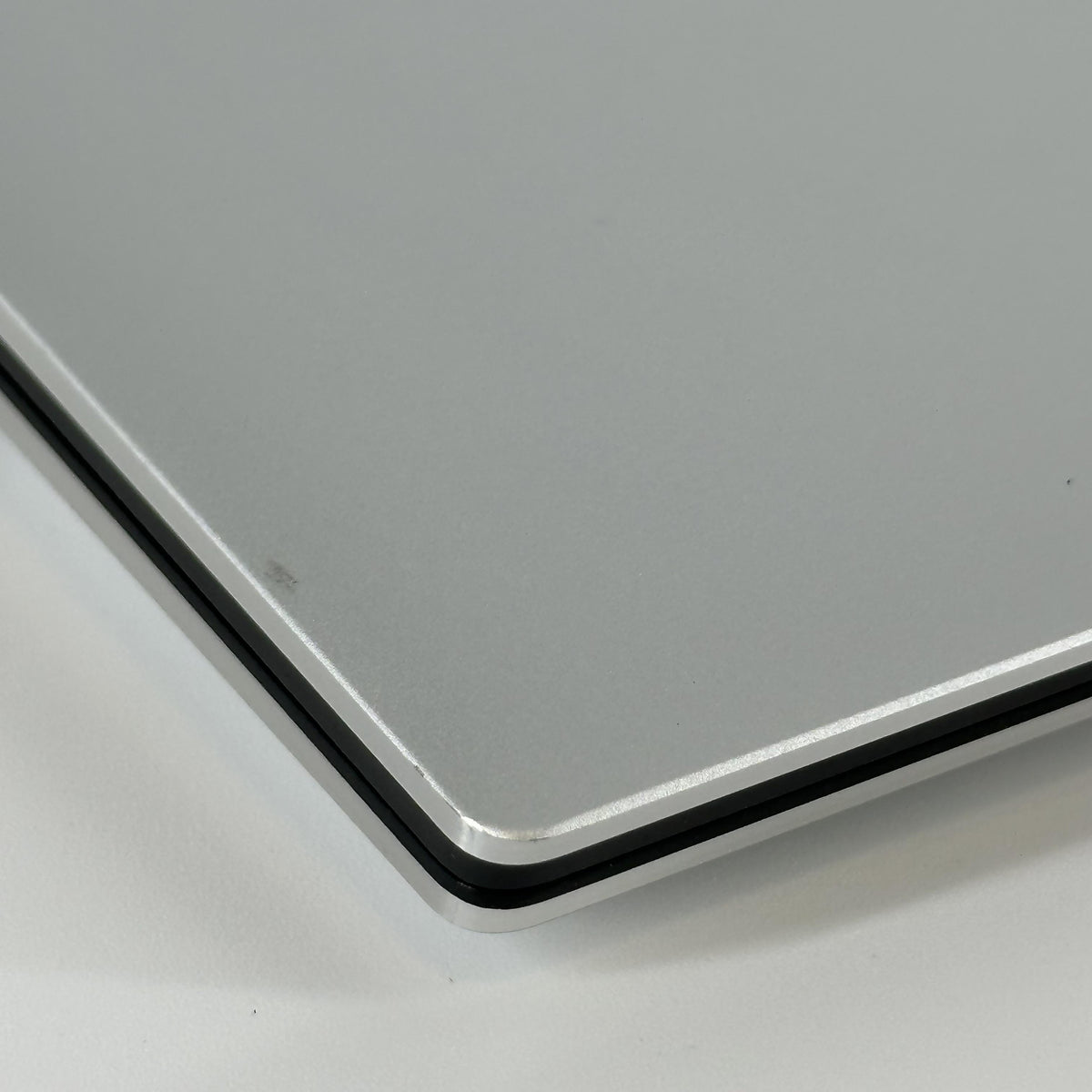 Dell XPS 17 9720 Silver 2.3 GHz Intel Core i7 12th Gen. 64GB RAM 2TB Solid State Drive NVIDIA GeForce RTX 3050 4 GB
