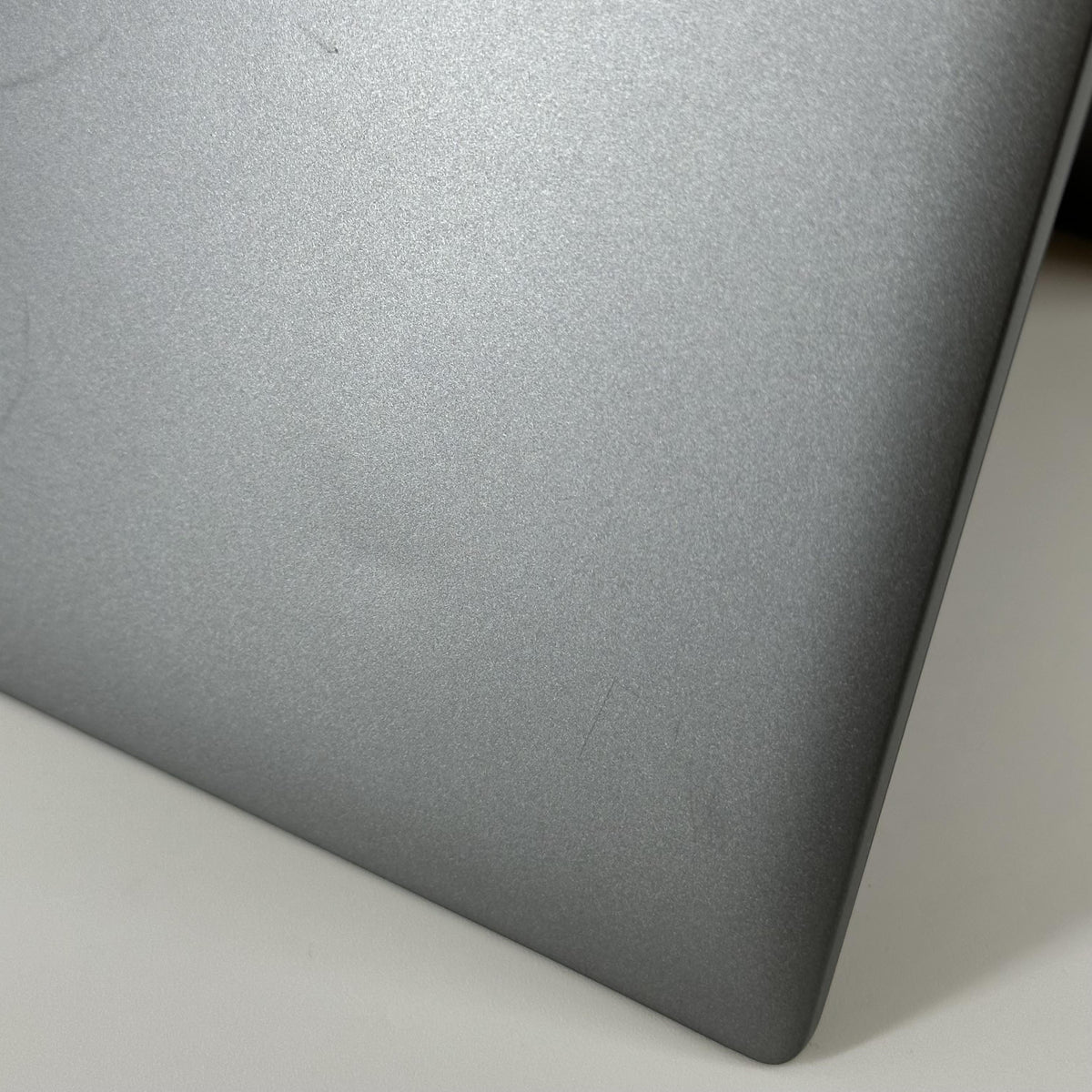 Dell Latitude 7450 14 Gray 2.1 GHz Intel Core Ultra 5 32GB RAM 512GB Solid State Drive