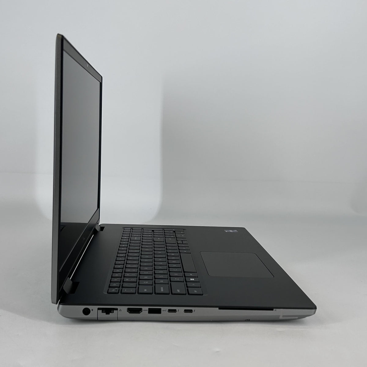 Dell Precision 7780 17.3 Gray 2.2 GHz Intel Core i9 13th Gen. 64GB RAM 1TB Solid State Drive NVIDIA RTX 1000 Ada 6 GB