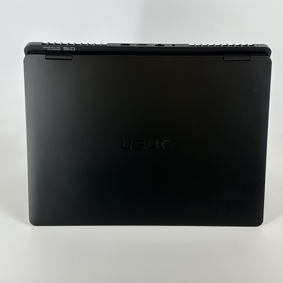 HP Omen 16 Black 2.0 GHz Intel Core Ultra 7 Series 2 16GB RAM 1TB Solid State Drive NVIDIA GeForce RTX 5060 8 GB