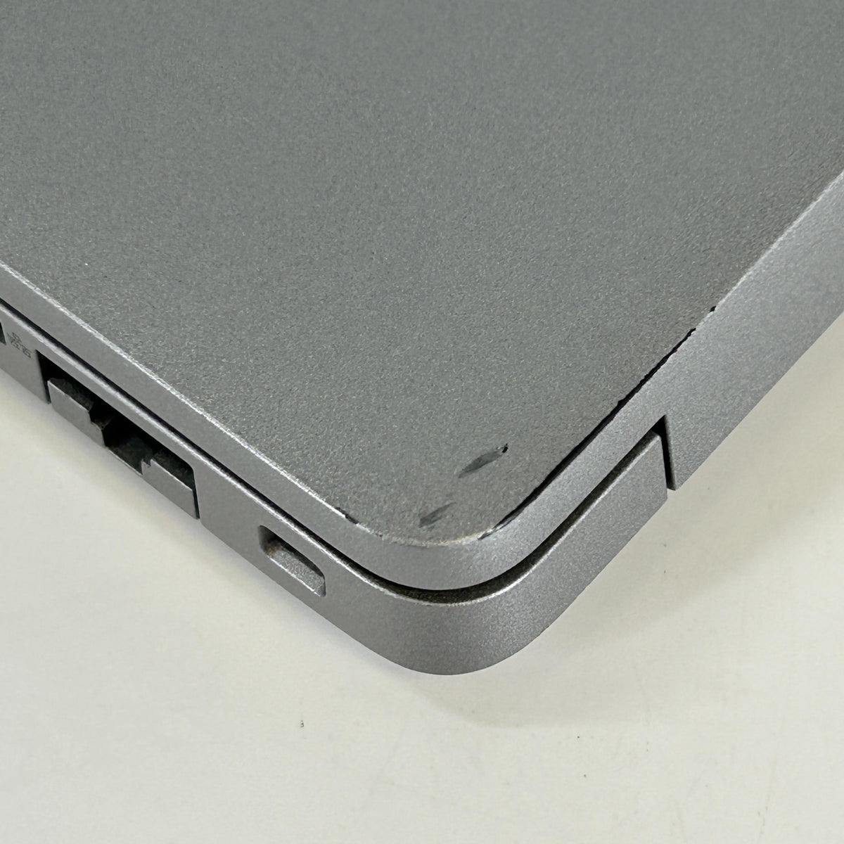 Dell Latitude 5420 14 Gray 3.0 GHz Intel Core i7 11th Gen. 16GB RAM 512GB Solid State Drive
