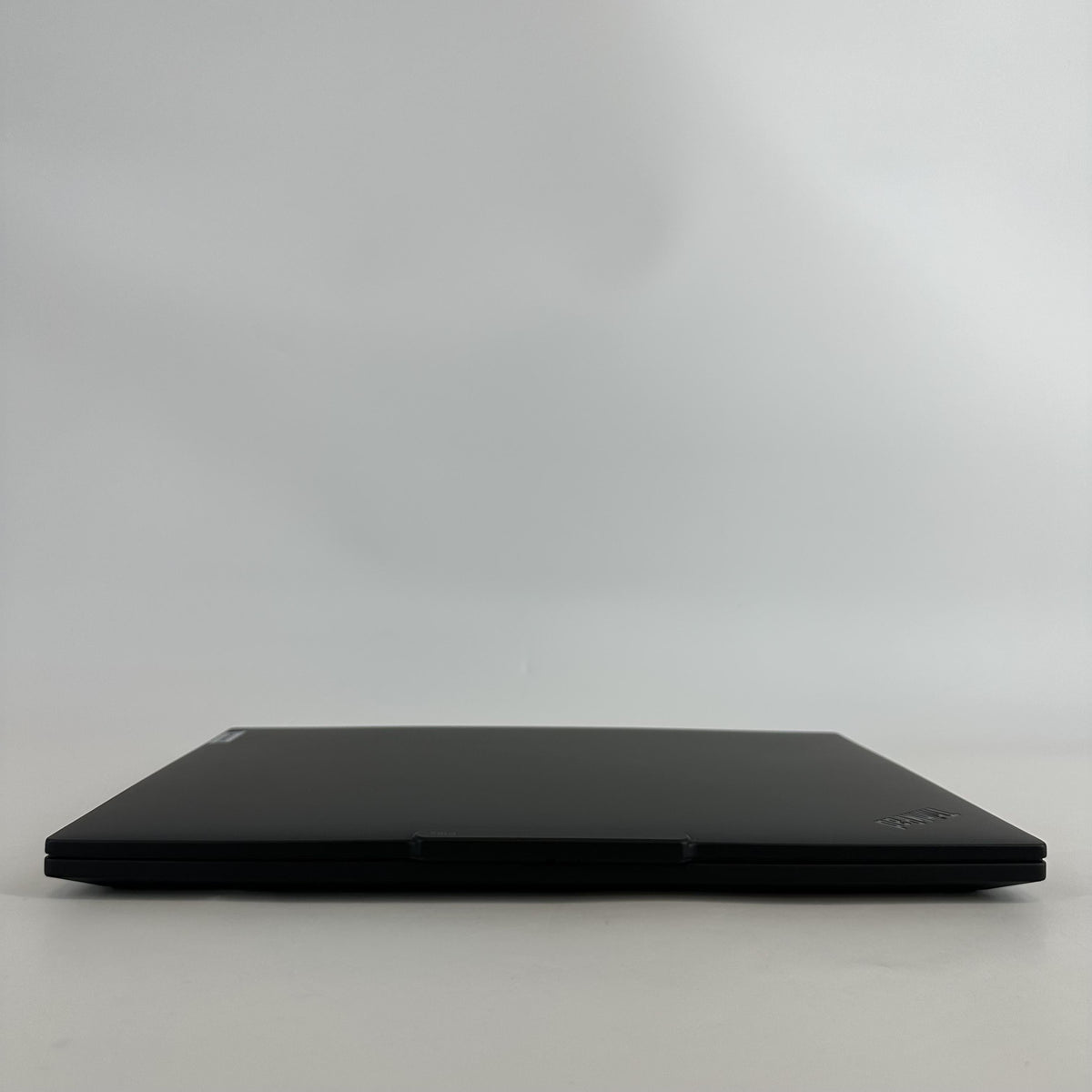 Lenovo ThinkPad P16s Gen 4 Black 2.0 GHz AMD Ryzen AI 7 Pro 350 32GB RAM 1TB Solid State Drive