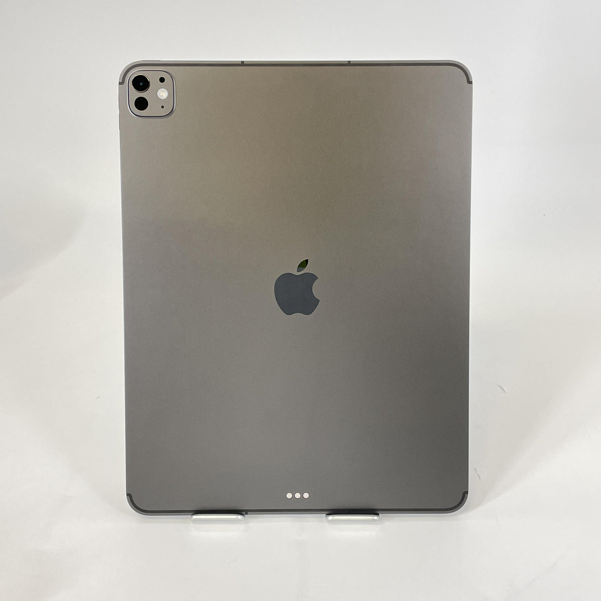 iPad Pro 13 (M5) 1TB Space Black (GSM Unlocked)