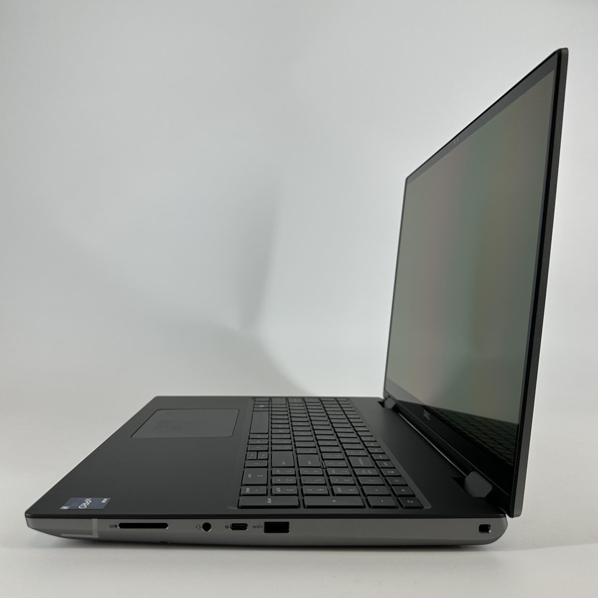 Dell Precision 7680 16 Gray 2.2 GHz Intel Core i9 13th Gen. 64GB RAM 1TB Solid State Drive NVIDIA RTX 3500 Ada 12 GB
