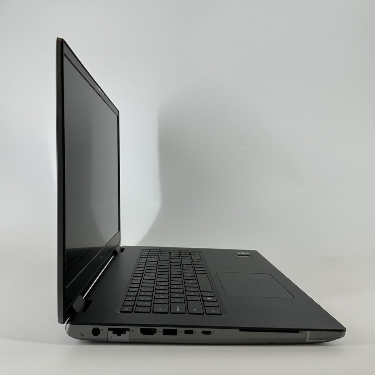 Dell Precision 7780 17.3 Gray 2.2 GHz Intel Core i9 13th Gen. 32GB RAM 512GB Solid State Drive NVIDIA RTX 3500 Ada 12 GB