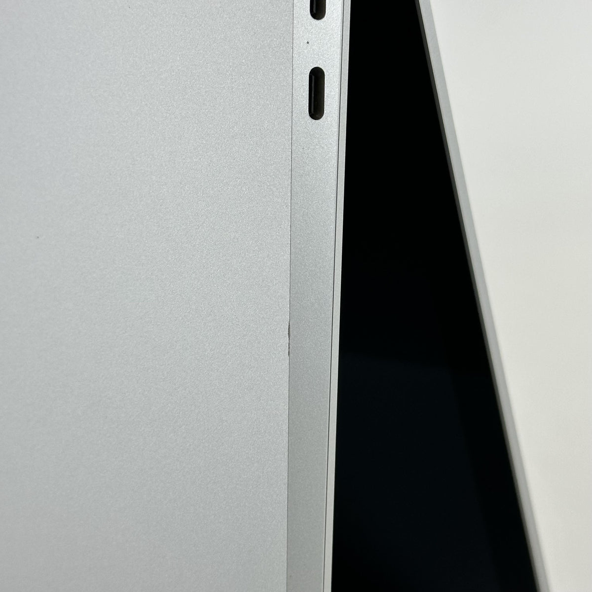 Microsoft Surface Laptop 6 15 Platinum 3.8 GHz Intel Core Ultra 7 32GB RAM 512GB Solid State Drive