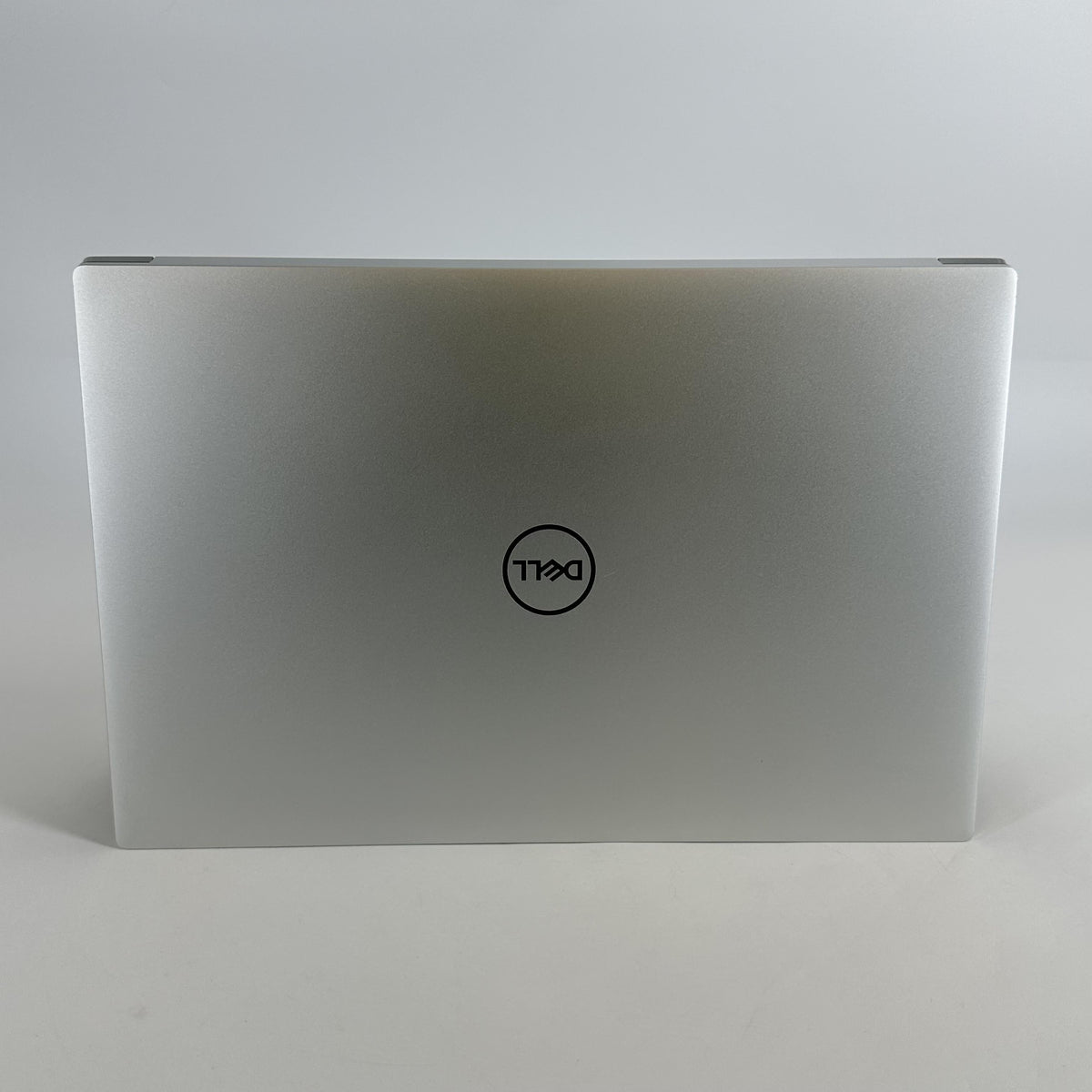 Dell XPS 15 9530 Silver 2.4 GHz Intel Core i7 13th Gen. 16GB RAM 1TB Solid State Drive Intel Arc A370M 4 GB