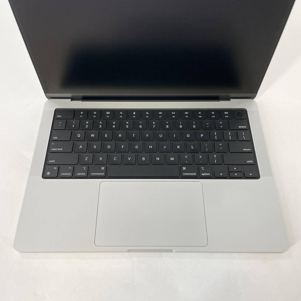 Apple MacBook Pro 14 2024 Silver M4 Max 16-Core CPU 64GB Unified Memory 2TB Solid State Drive 40-Core GPU