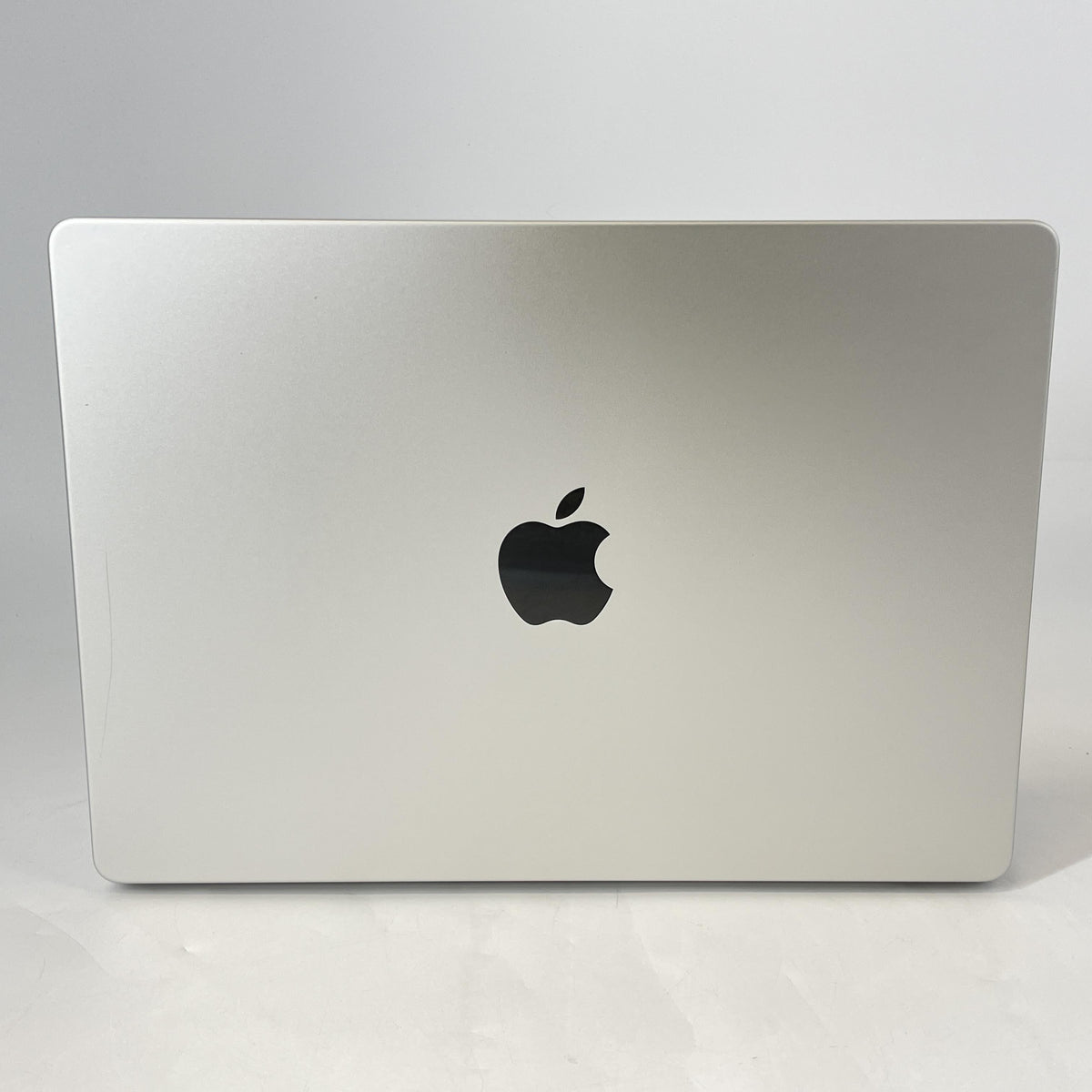 Apple MacBook Pro 14 2024 Silver M4 Max 16-Core CPU 64GB Unified Memory 2TB Solid State Drive 40-Core GPU