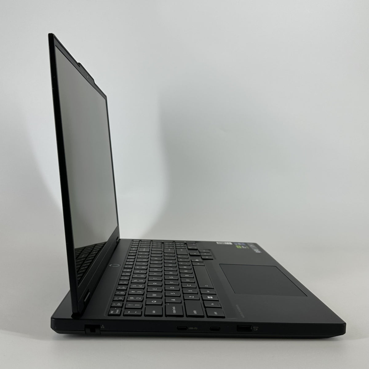 Lenovo Legion 5i Gen 10 15.1 Black 2.2 GHz Intel Core i9 14th Gen. 16GB RAM 1TB Solid State Drive NVIDIA GeForce RTX 5070 8 GB